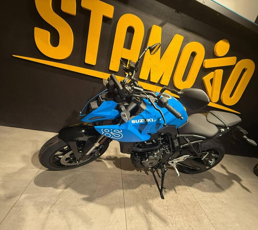Suzuki GSX-8S (2025) (5)