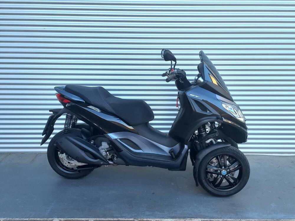 Piaggio MP3 300 ABS Hpe (2021 - 24) (2)