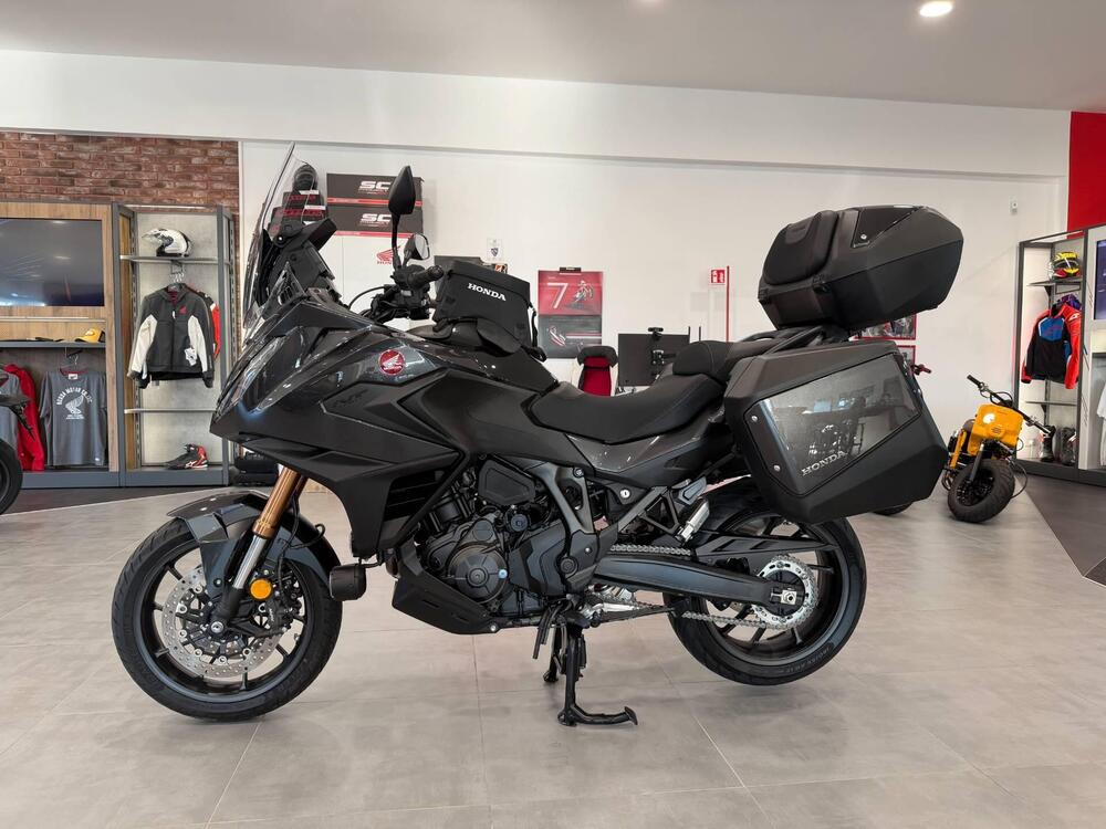 Honda NT 1100 DCT Electronic Suspension (2025) (3)