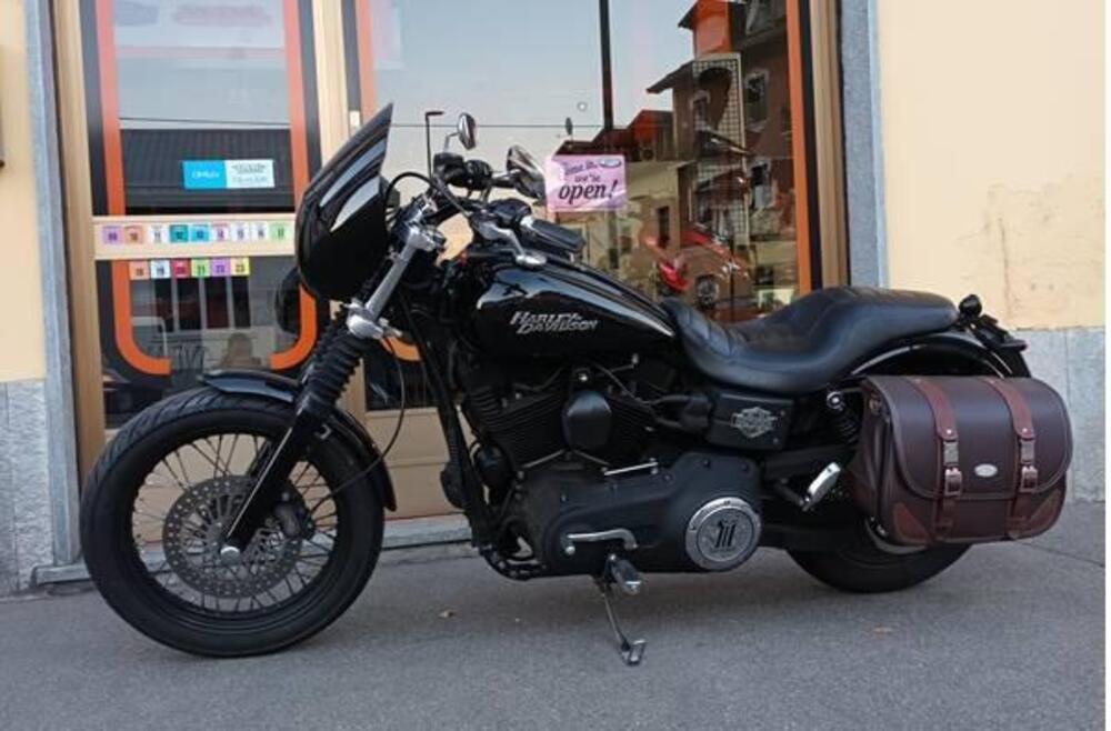 Harley-Davidson 1584 Street Bob (2008 - 15) - FXDB (2)