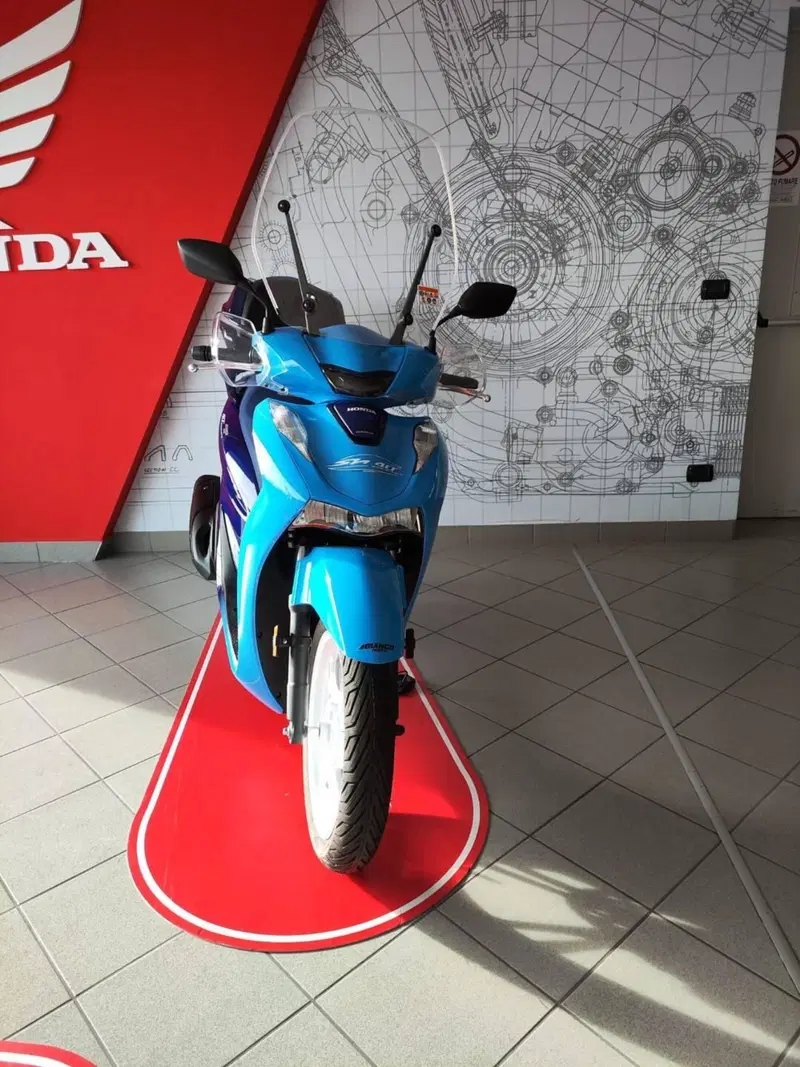 Honda SH 125i (2024 - 25) (5)