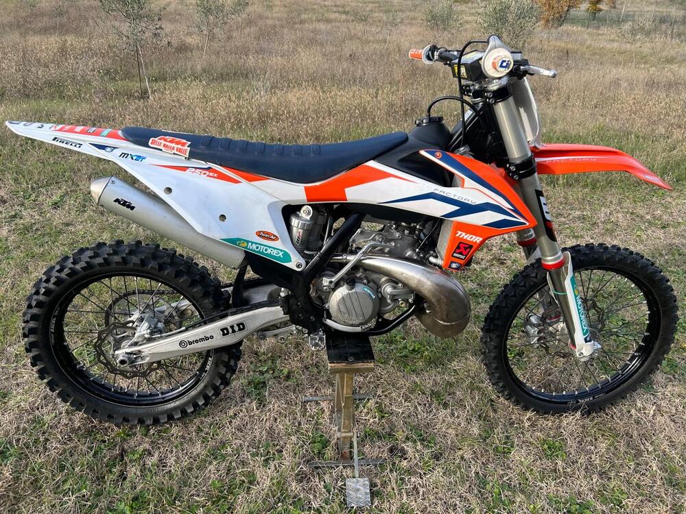 KTM 250 SX (2020) (4)