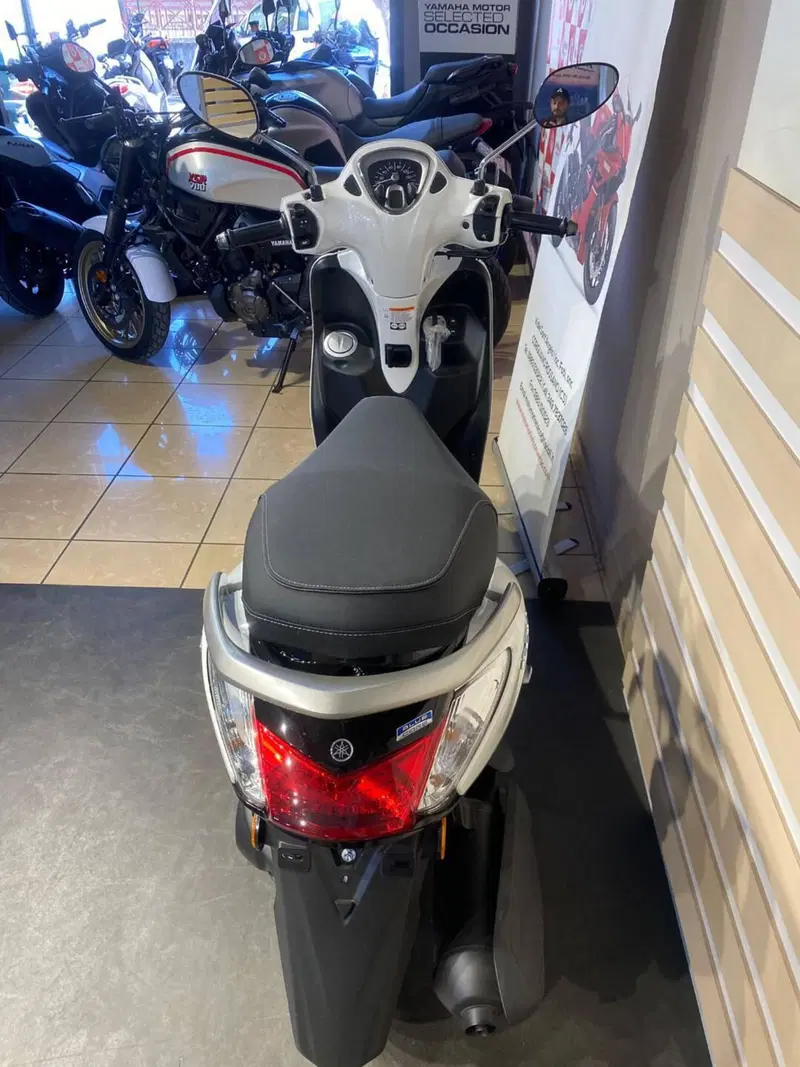 Yamaha D'Elight 125 (2021 - 26) (4)