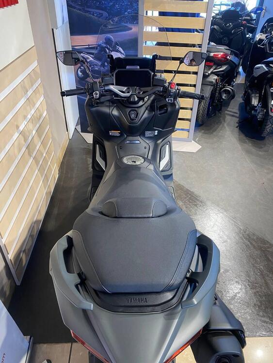 Yamaha T-Max 560 (2025) (2)