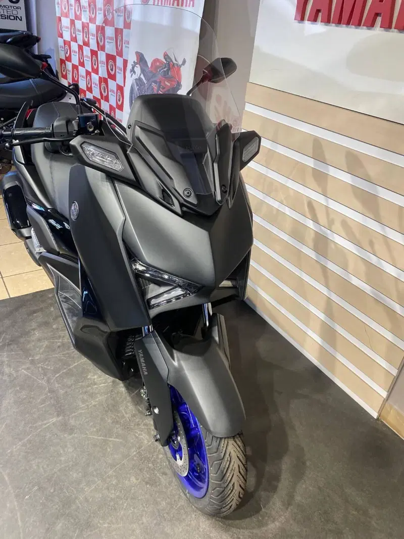 Yamaha X-Max 125 (2025 - 26) (2)