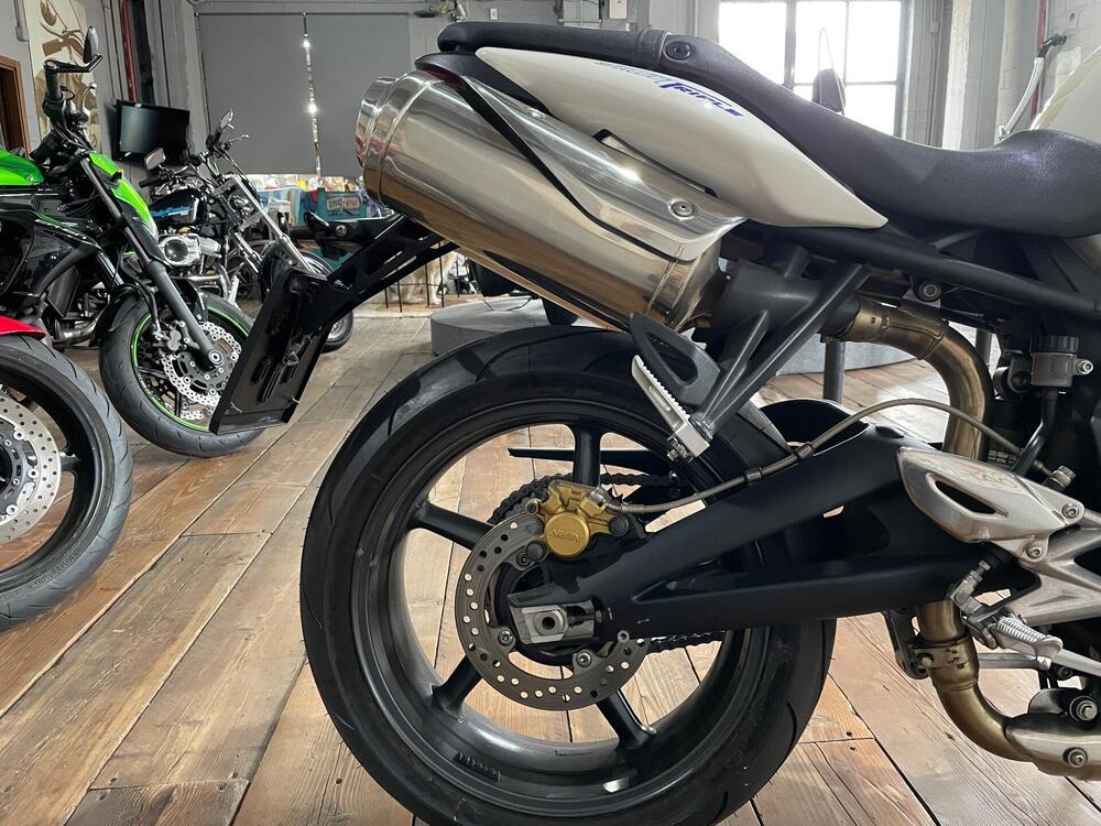 Triumph Street Triple (2007 - 12) (3)