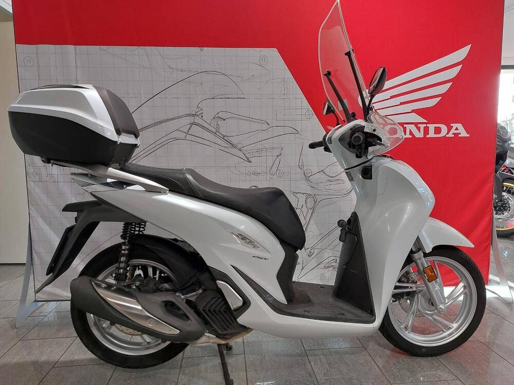 Honda SH 150i (2020 - 23) (2)