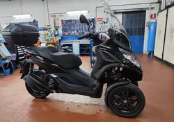 Piaggio MP3 300 ABS Hpe (2021 - 24) usata