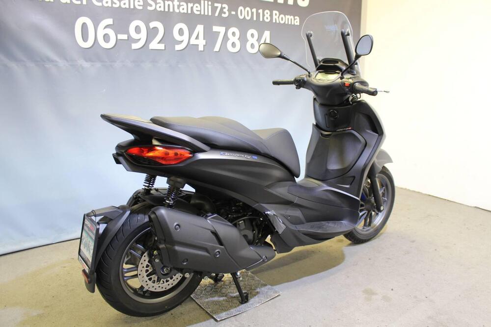 Piaggio Beverly 400 S (2025) (3)