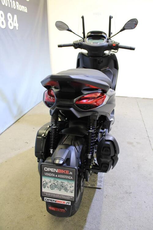 Piaggio Beverly 400 S (2025) (4)