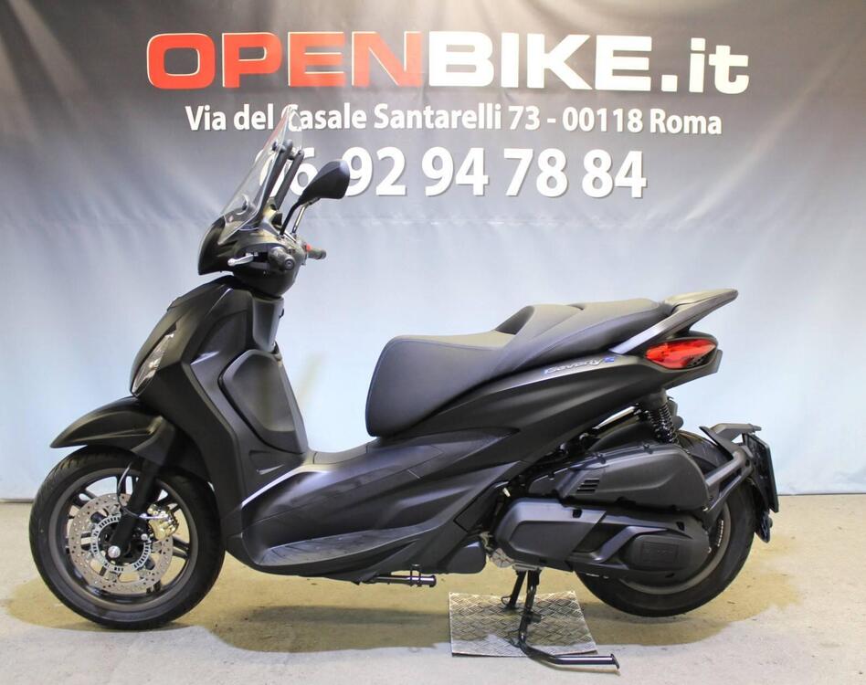 Piaggio Beverly 400 S (2025) (2)