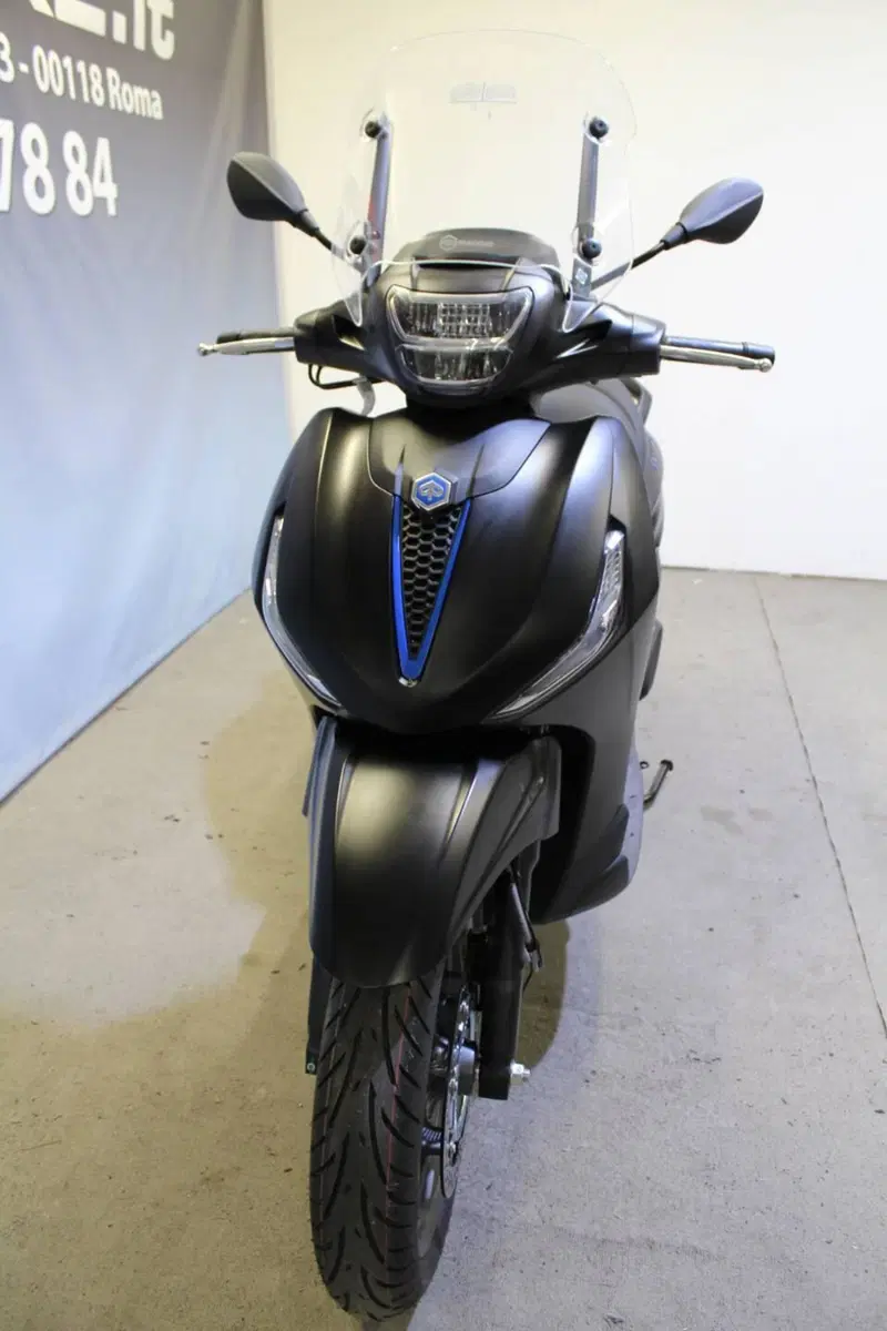 Piaggio Beverly 400 S (2025 - 26) (13)