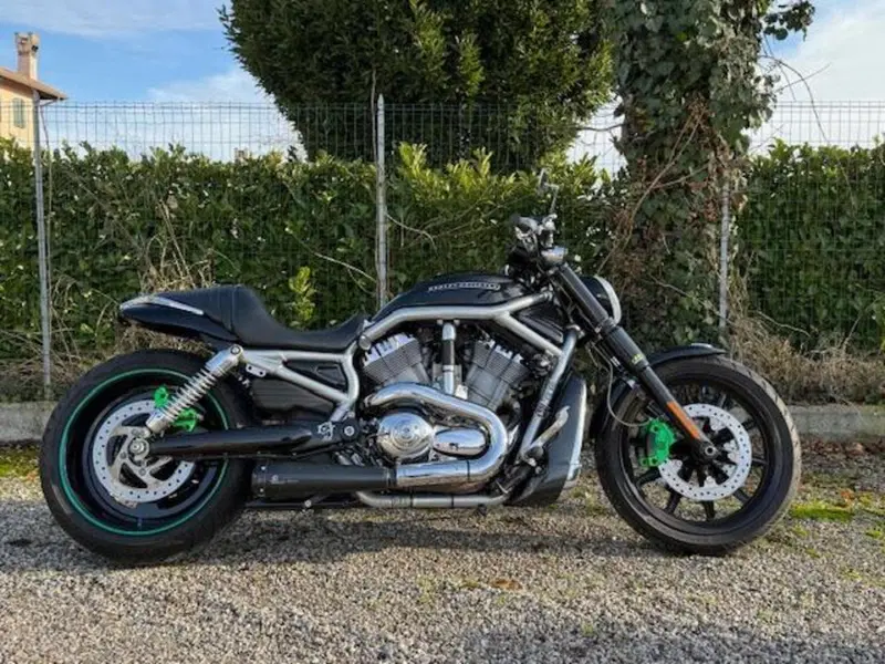 Harley-Davidson 1250 V-Rod (2008 - 12) - VRSCAW (2)