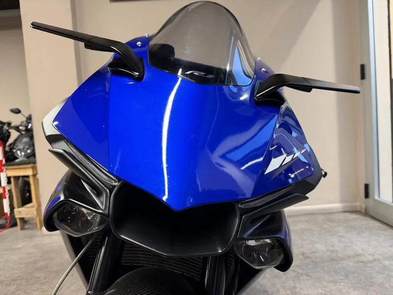 Yamaha YZF R1 (2017 - 19) (11)