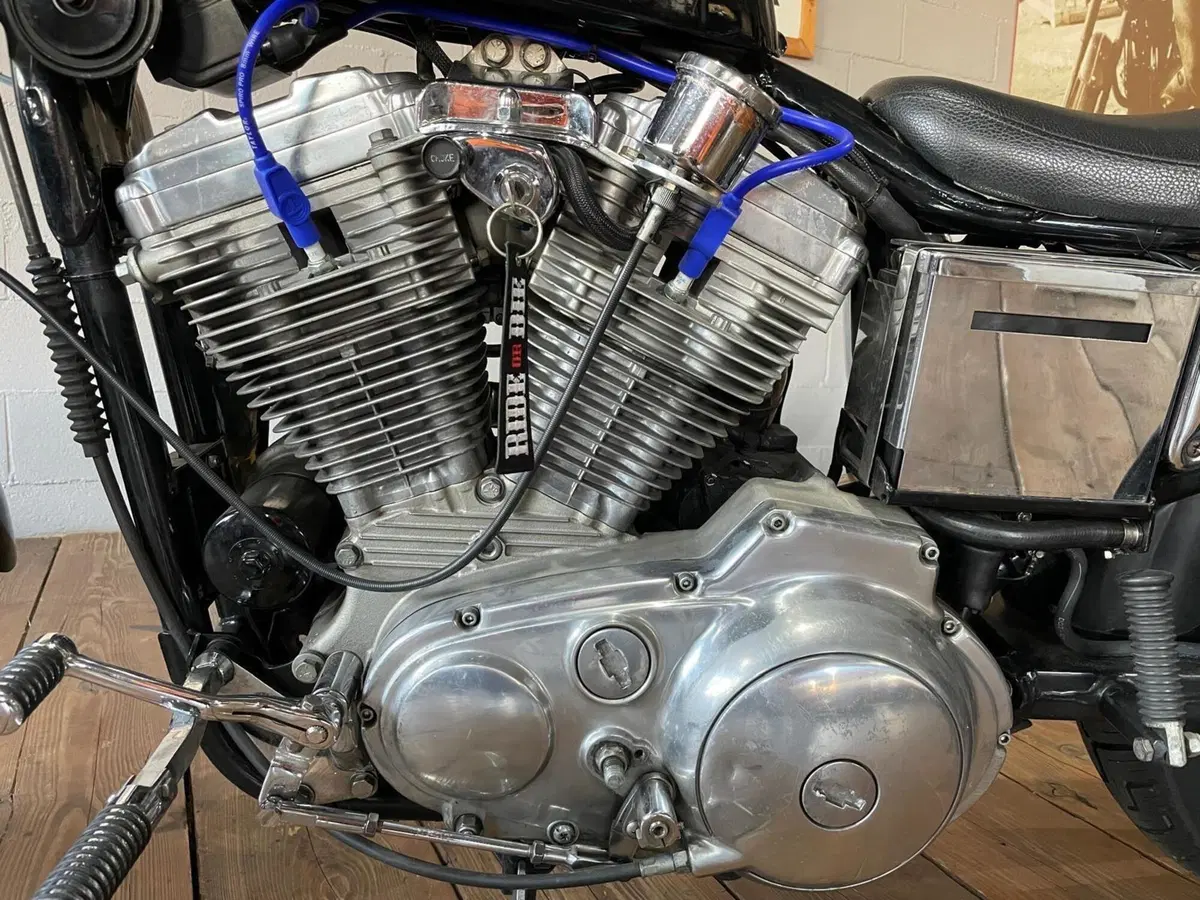 Harley-Davidson 883 Standard (1987 - 93) - XLH (7)