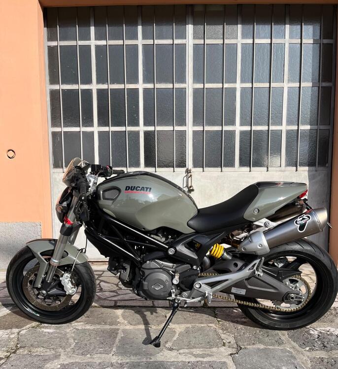 Ducati Monster 696 (2008 - 13)