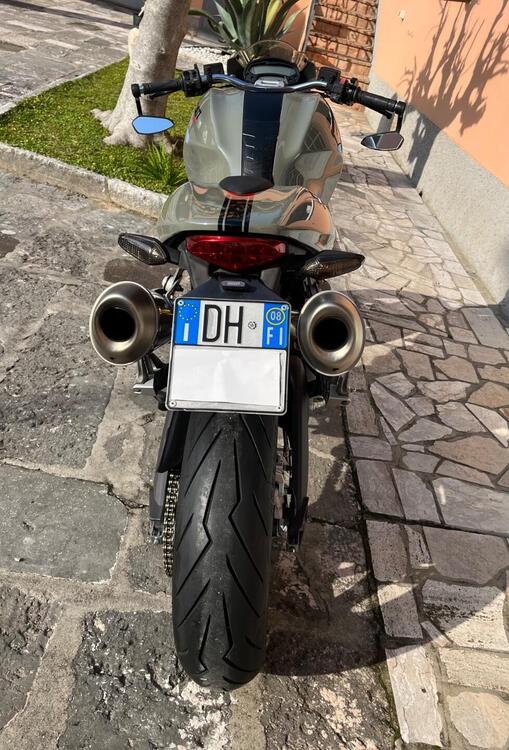 Ducati Monster 696 (2008 - 13) (4)