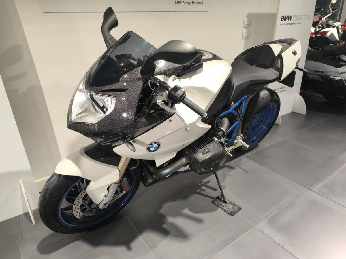Bmw HP2 Sport (3)