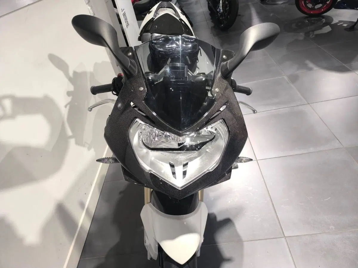 Bmw HP2 Sport (7)
