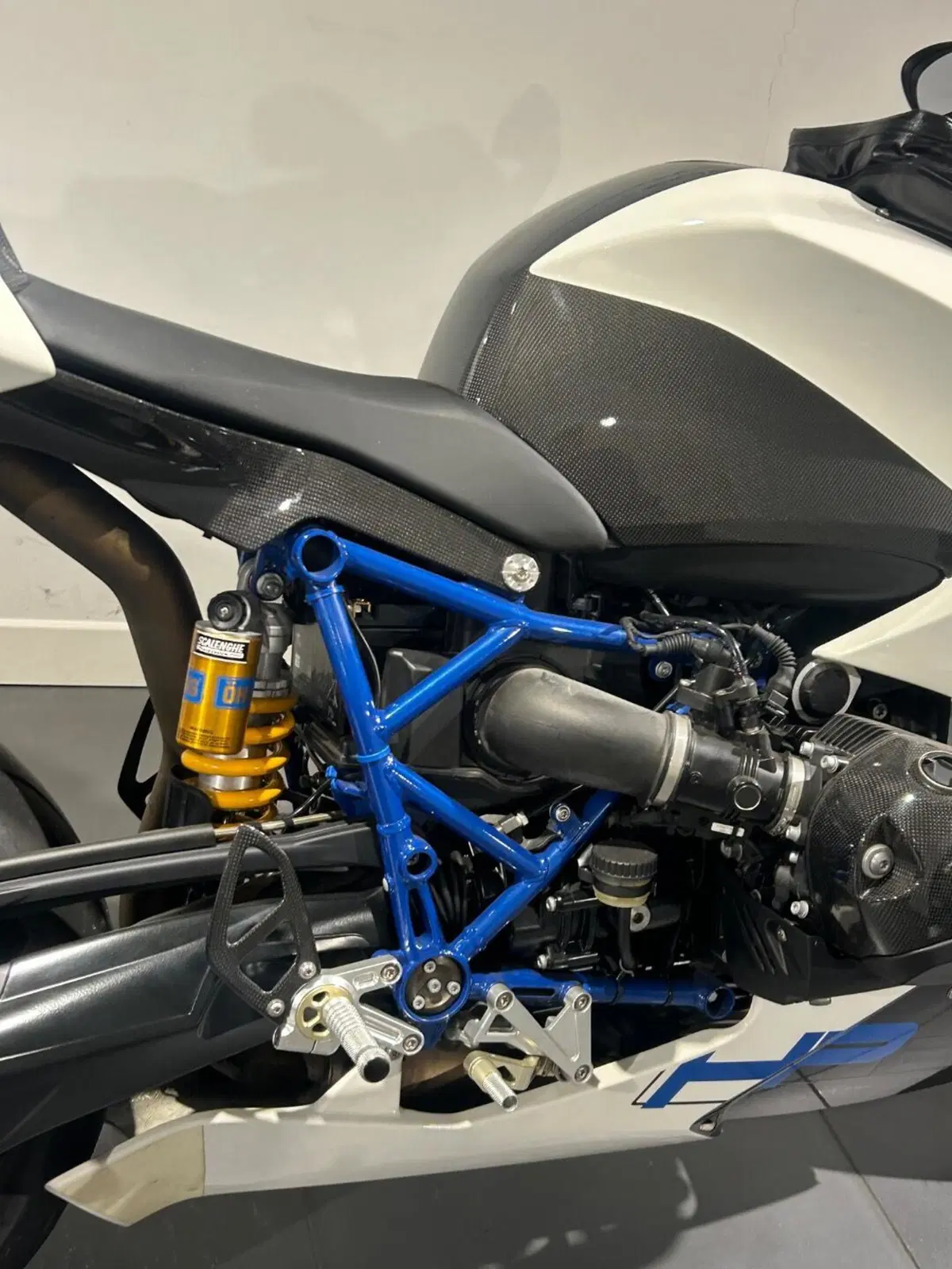 Bmw HP2 Sport (12)