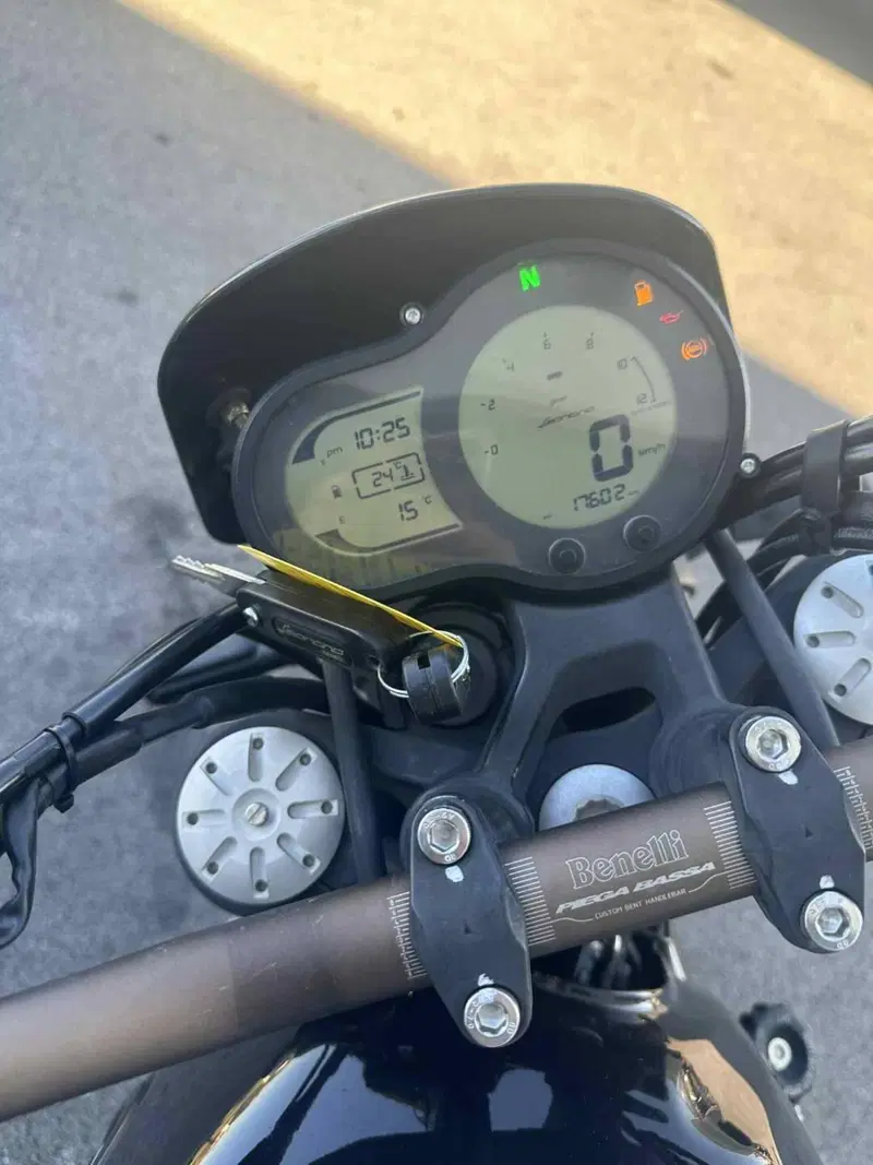 Benelli Leoncino 500 ABS (2017 - 20) (10)