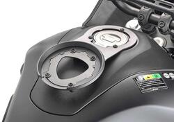 Flangia Tanklock Givi BF88 per Yamaha Tracer 7 - T