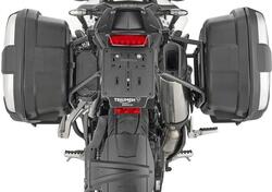 Portavaligie laterale Givi PLO6423CAM Per Triumph