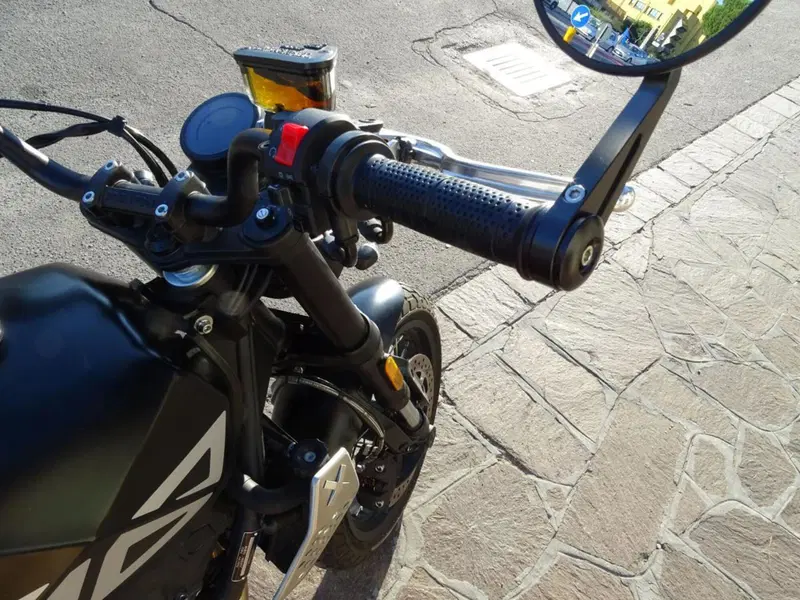 Brixton Motorcycles Crossfire 500 (2021 - 25) (5)