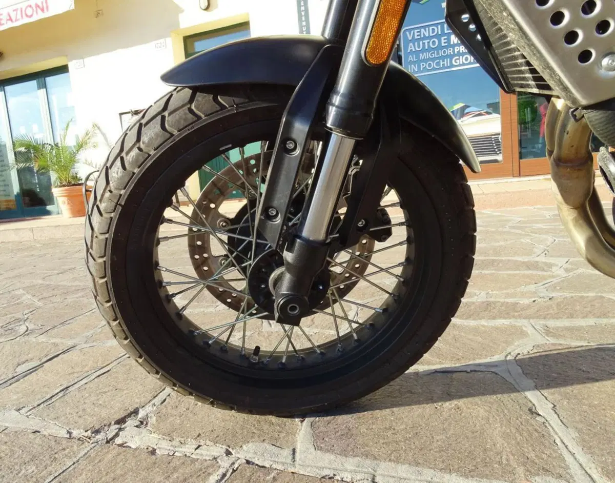 Brixton Motorcycles Crossfire 500 (2021 - 25) (17)