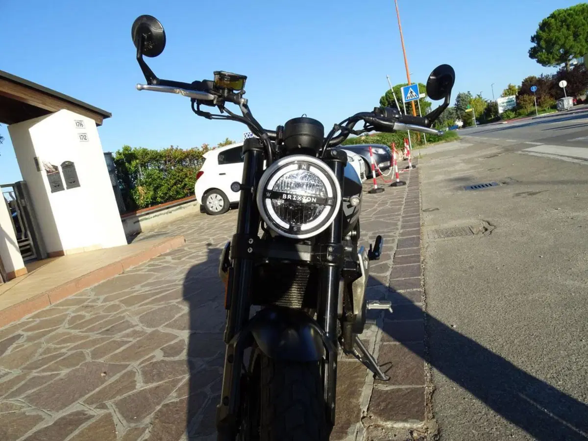 Brixton Motorcycles Crossfire 500 (2021 - 25) (24)