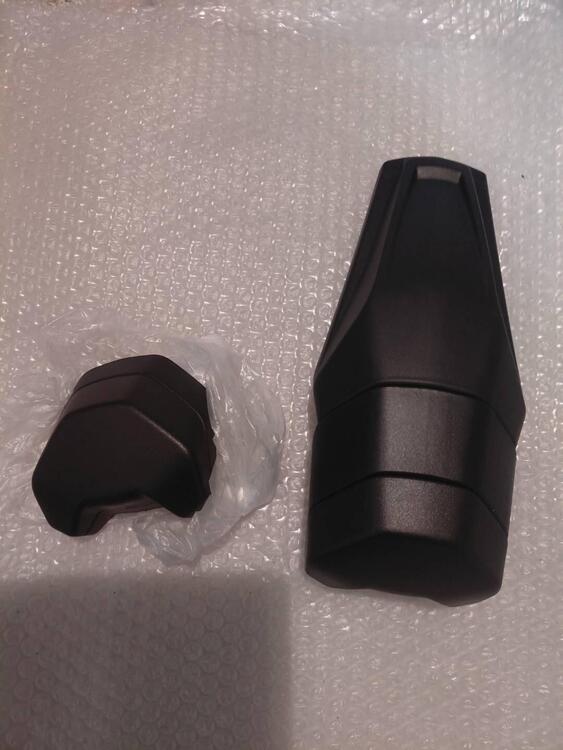 Vendo accessori per Ducati Panigale V4 2025 100 % (3)