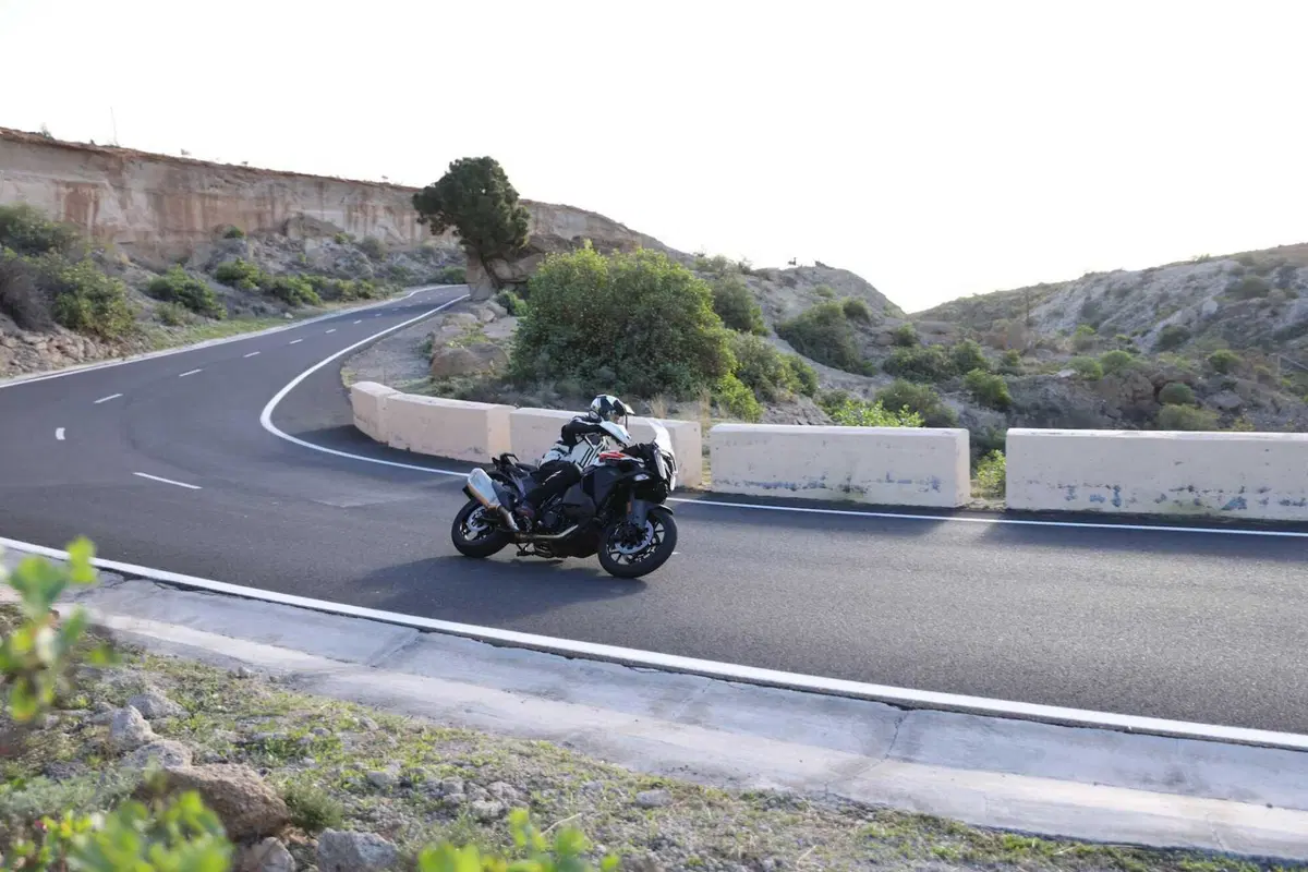 KTM 1390 SUPER ADVENTURE S EVO (13)