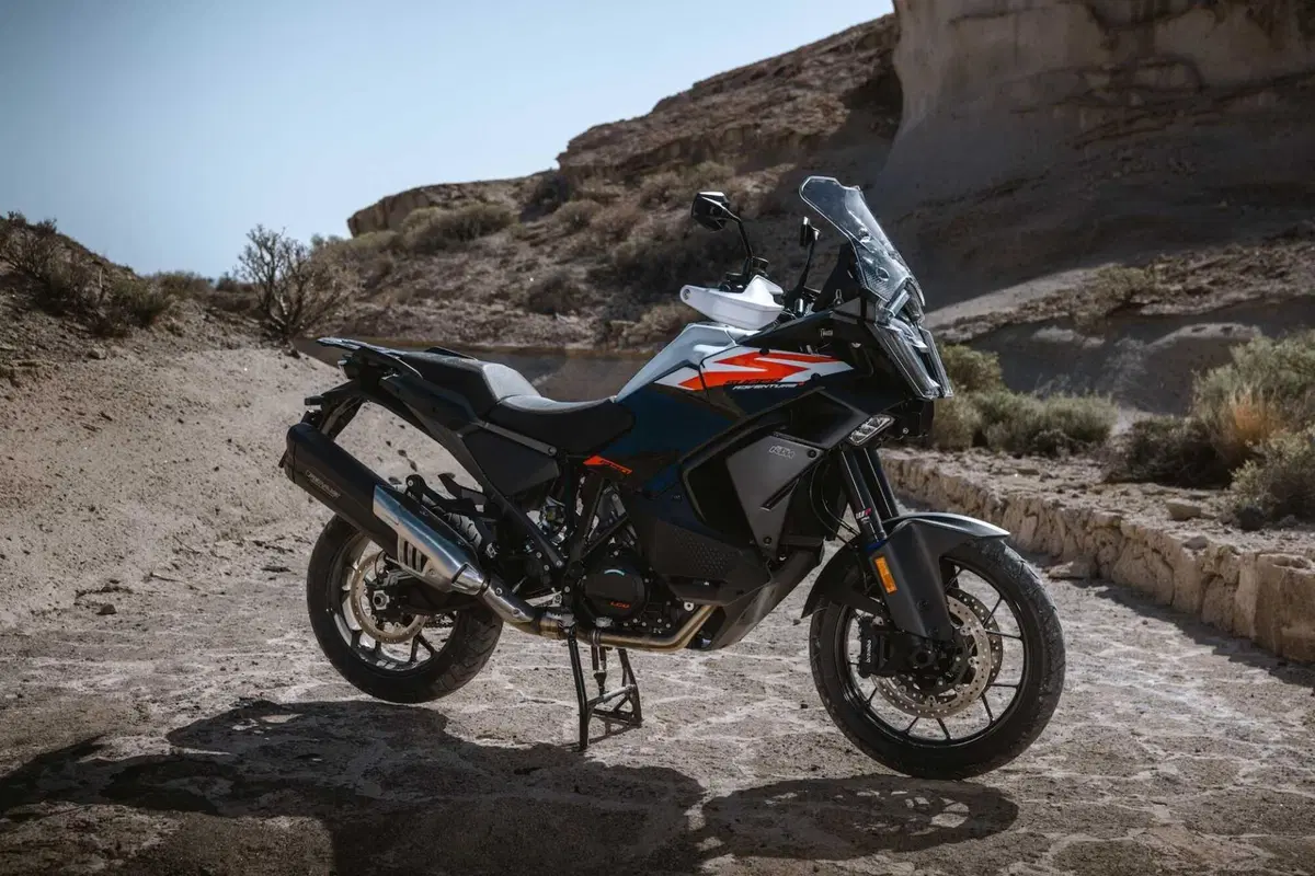 KTM 1390 SUPER ADVENTURE S EVO: ESAGERATA (4)