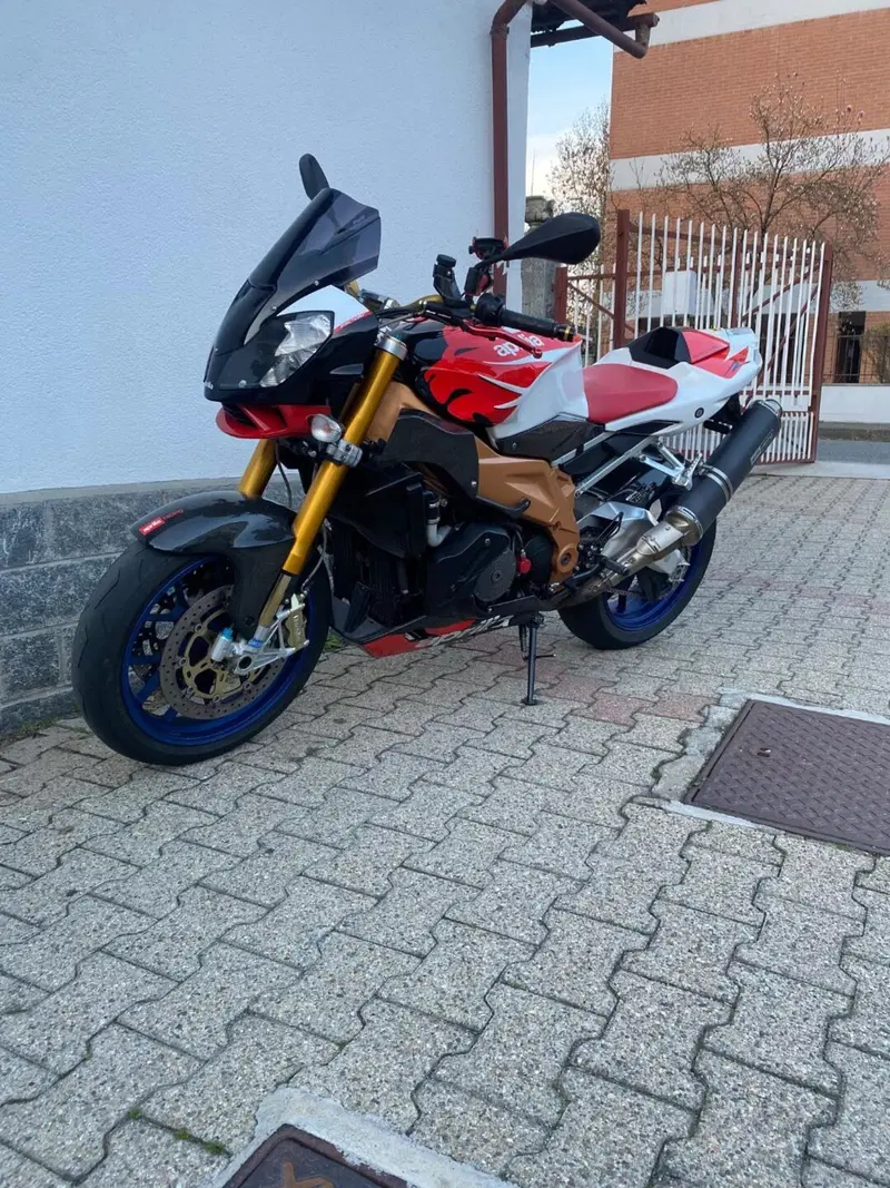 Aprilia Tuono 1000 R Factory (2006 - 11) (8)