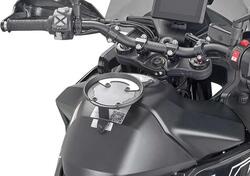 Flangia Tanklock Givi BF80 per KTM 890 SMT (23-24)