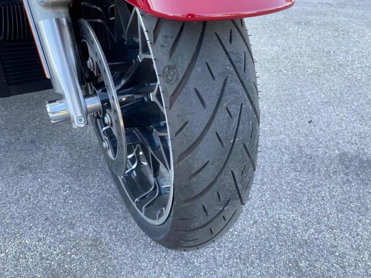 Harley-Davidson 114 Street Glide Special (2019 - 20) - FLHXS (12)