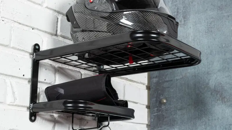 Natale 2025, idee regalo per motociclisti, 9 dicembre: Louis Moto