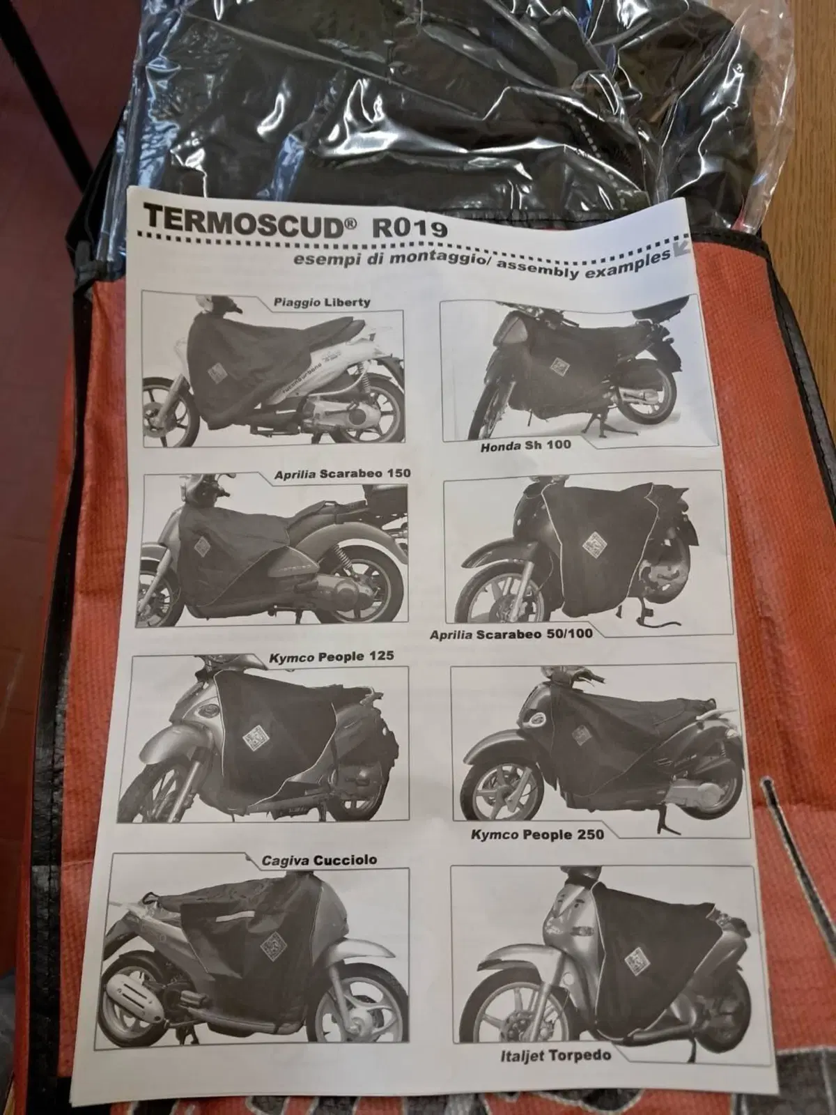 COPRIGAMBE TUCANO URBANO R019 Liberty honda sh 100 (2)