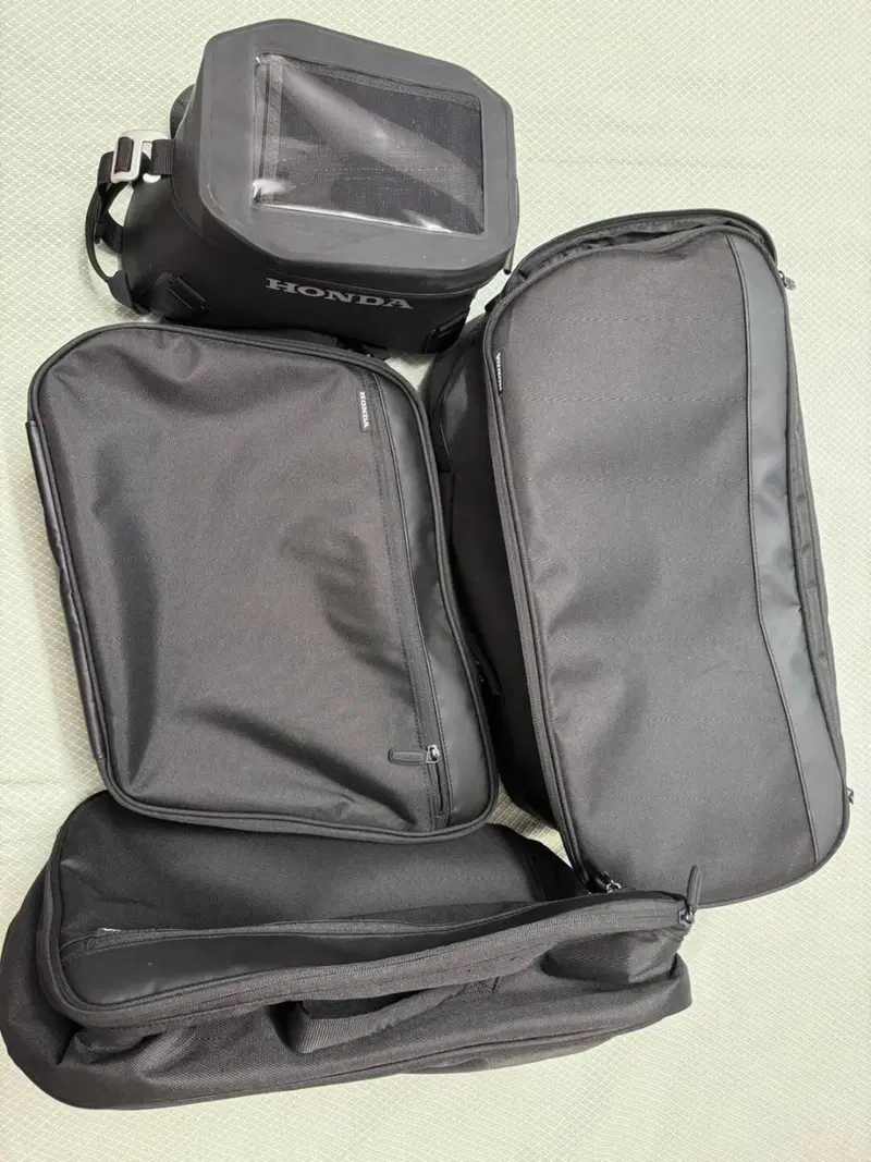 Honda NT 1100 Travel (2022 - 24) (8)