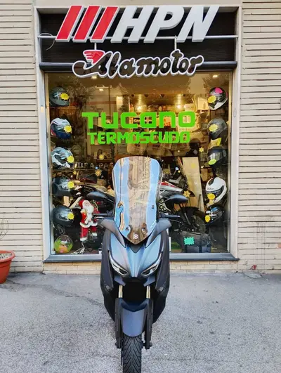 Yamaha X-Max 300 (2021 - 24) usata