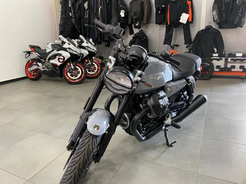 Moto Guzzi V7 Sport (2025 - 26) (3)