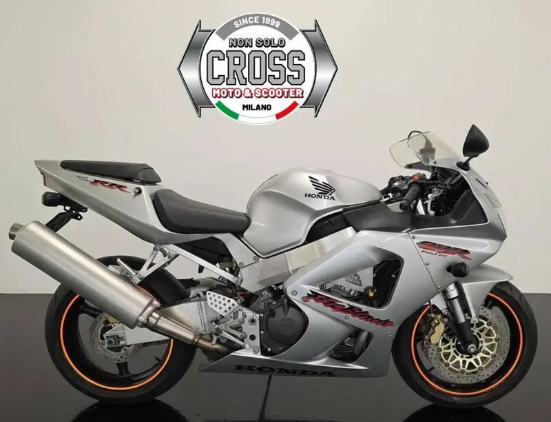 Honda CBR 900 RR Fireblade (2000 - 01) (4)