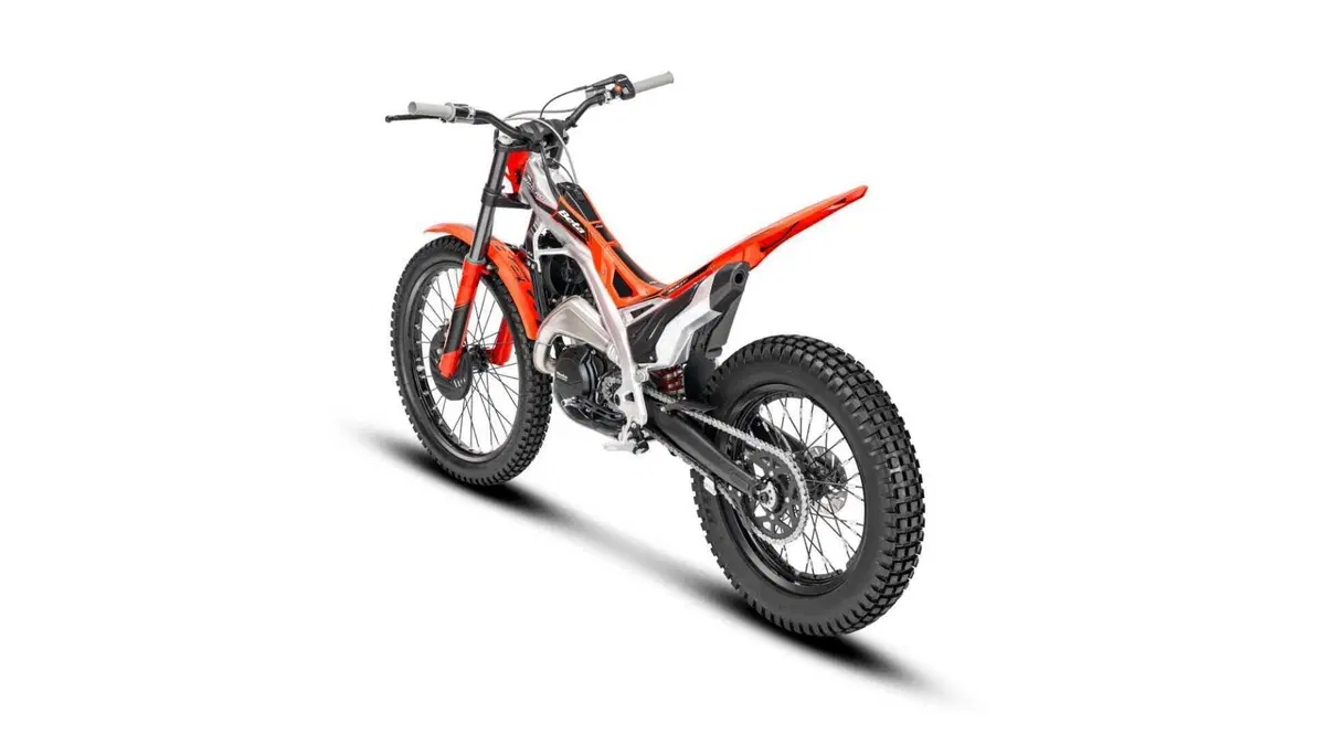 Betamotor Sincro 250 Sincro 250 2T (2026) (3)