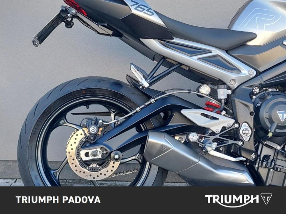 Triumph Street Triple 765 R (2023 - 25) (2)