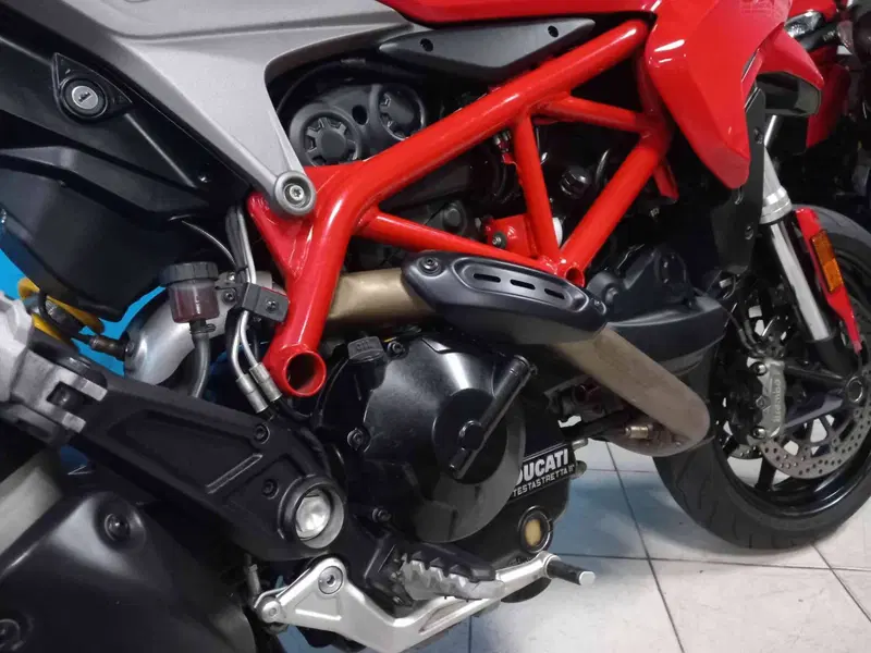 Ducati Hypermotard 939 (2016 - 18) (8)