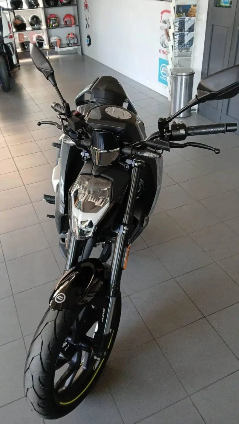 CFMOTO 300NK (2021 - 26)