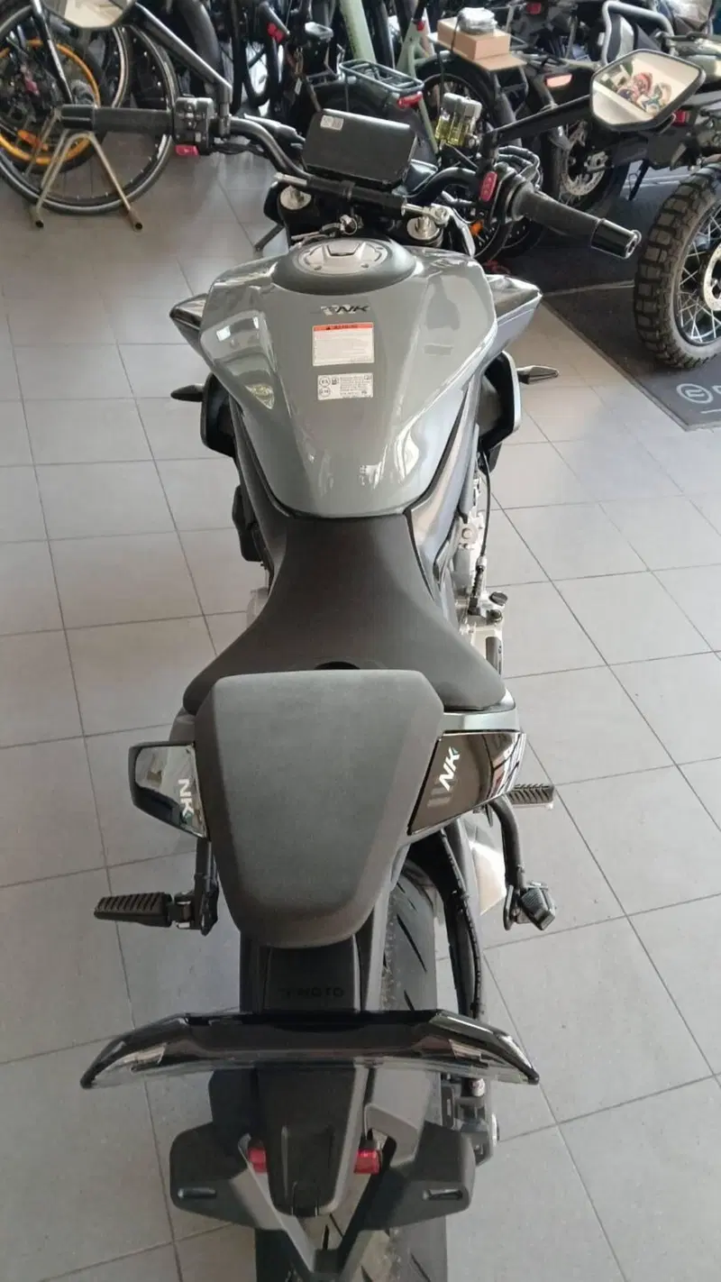 CFMOTO 675NK (2025 - 26) (4)