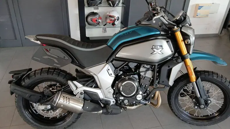 CFMOTO 700CL-X Adventure (2023 - 26) (2)