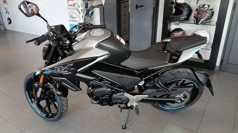 CFMOTO 125NK (2025 - 26) (2)