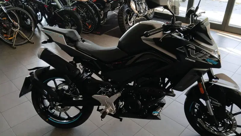 CFMOTO 125NK (2025 - 26) (3)